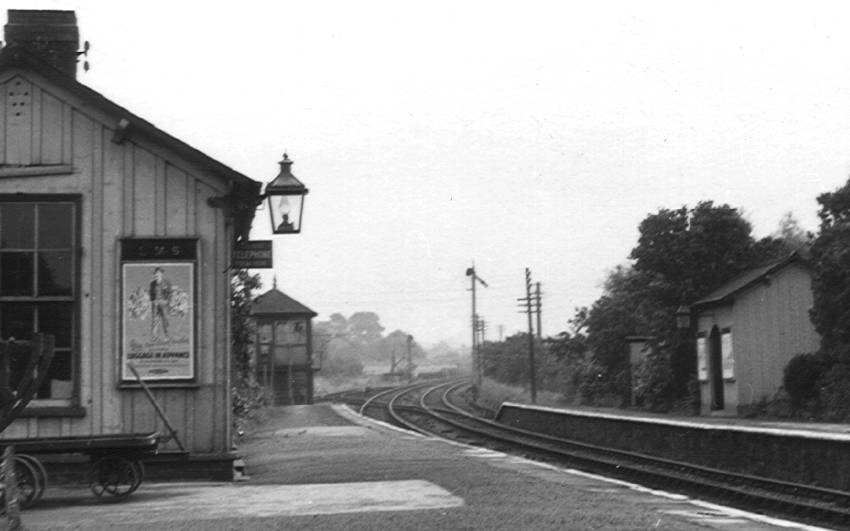 Bengeworth Station 1952 Close Up