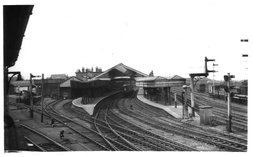 Wolverhampton (High Level) Station from No.2 Box 1961